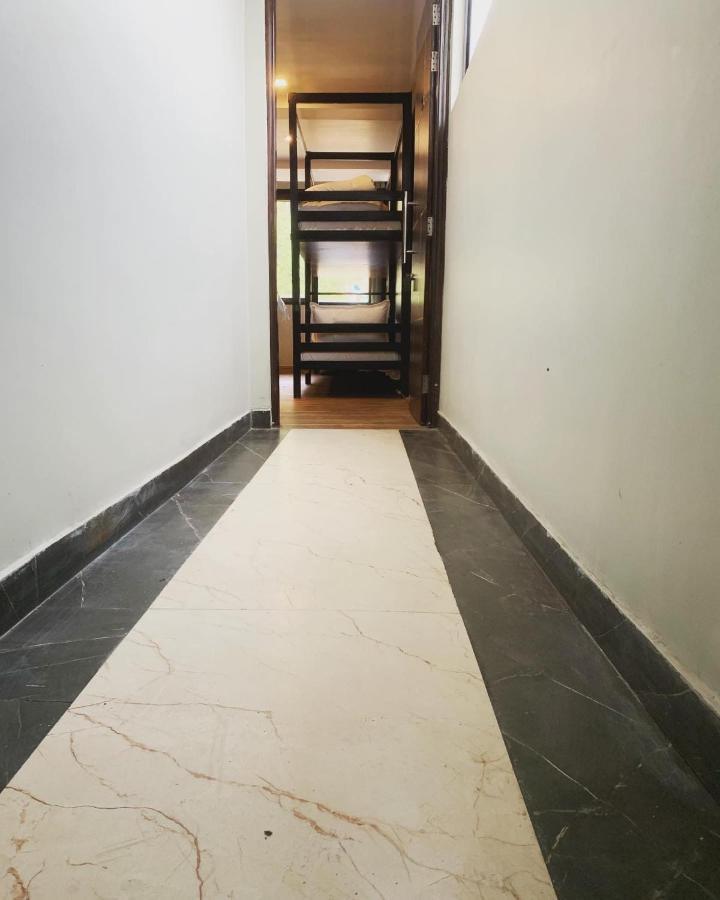 Hotel & Hostel Vimal Ganga Ришикеш Экстерьер фото